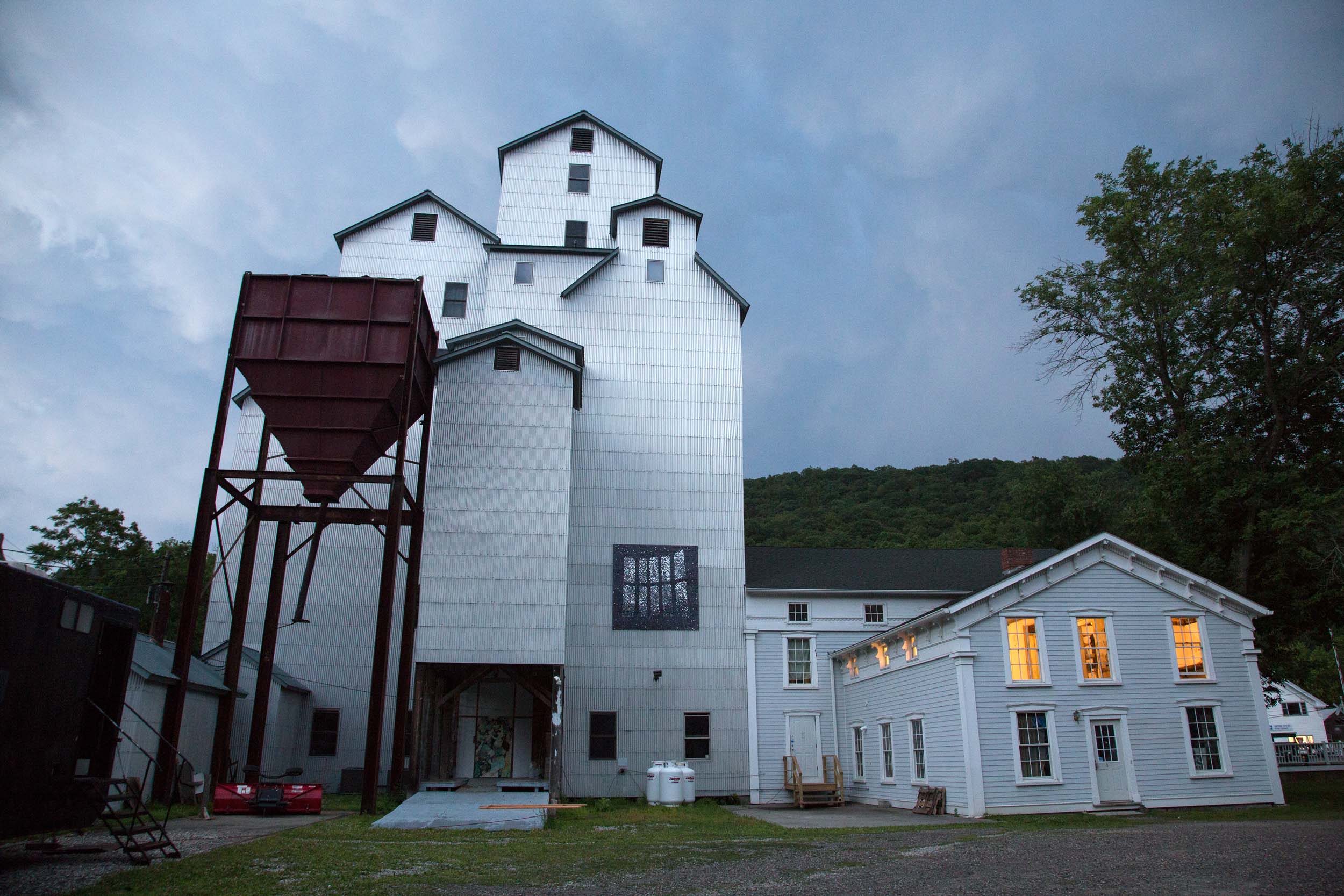 Maxon Mills building